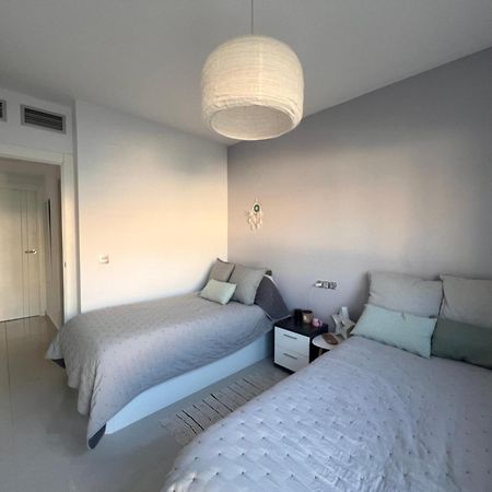 Bungalow En Punta Prima 2 Dormitorios Y Piscina Торевиеха Екстериор снимка