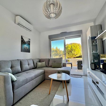 Bungalow En Punta Prima 2 Dormitorios Y Piscina Торевиеха Екстериор снимка