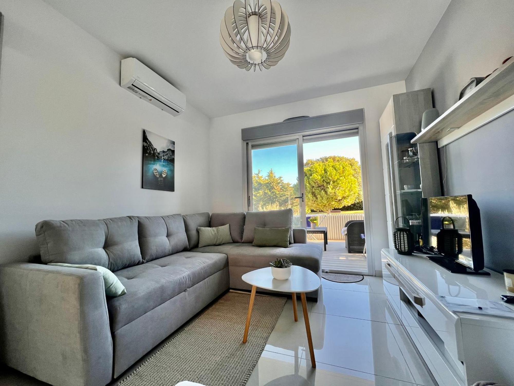 Bungalow En Punta Prima 2 Dormitorios Y Piscina Торевиеха Екстериор снимка