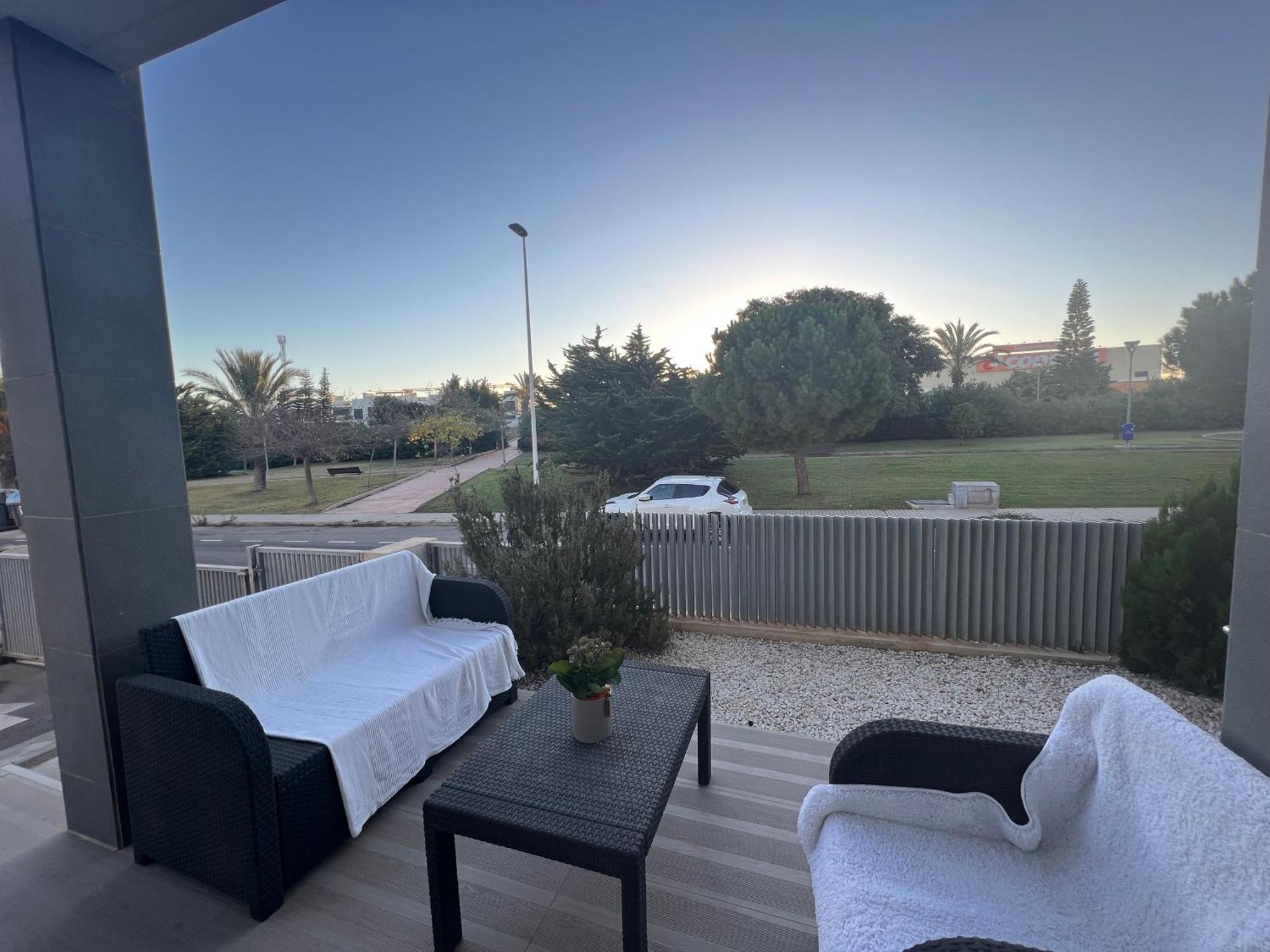Bungalow En Punta Prima 2 Dormitorios Y Piscina Торевиеха Екстериор снимка